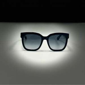 Women’s Gucci Stylish Black Sunglasses
